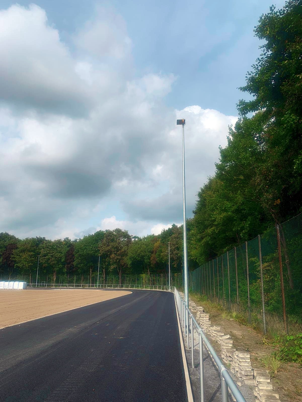 IF 300W dans l'UE 2021-12 (3)