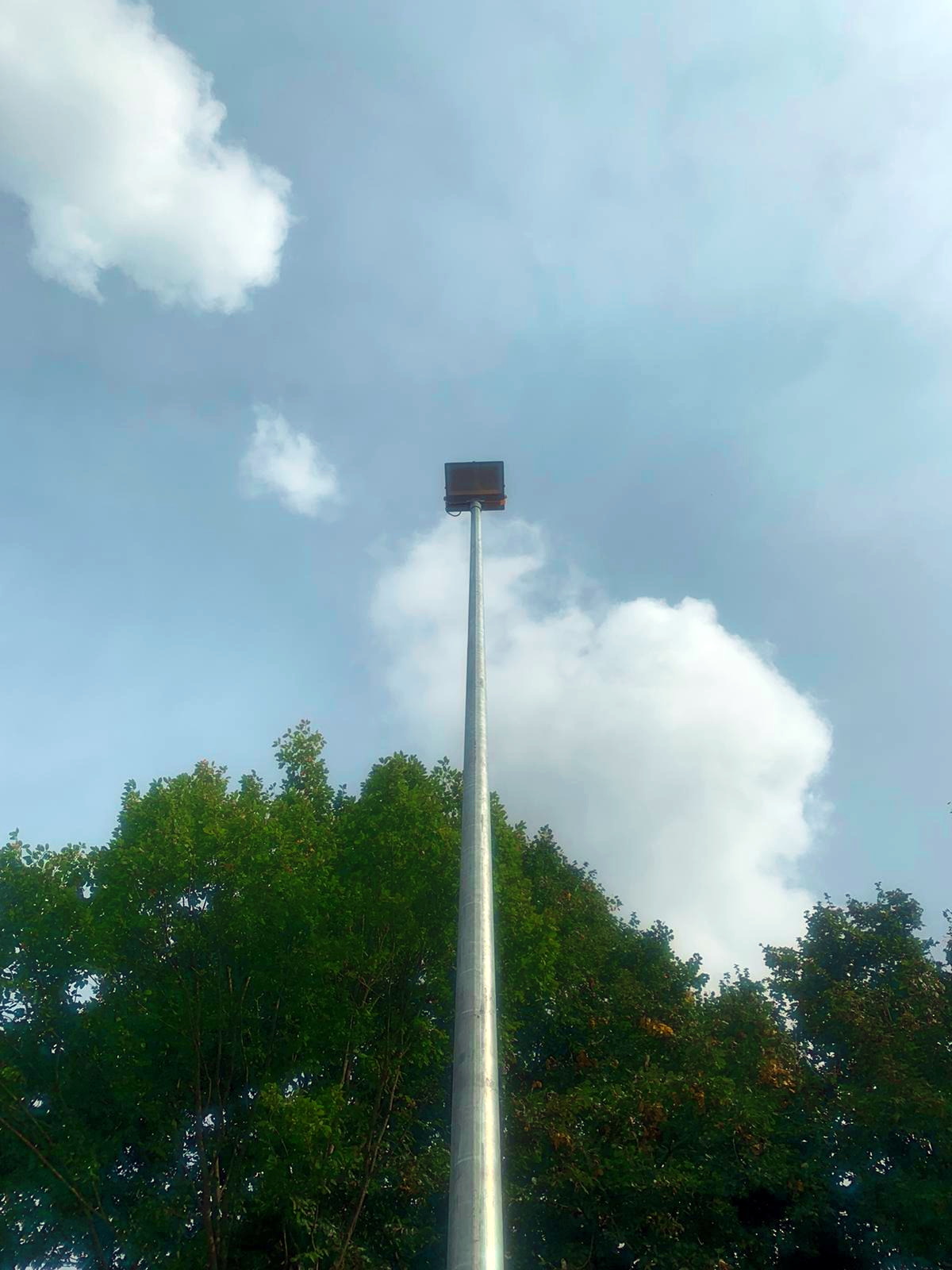 IF 300W dans l'UE 2021-12 (4)